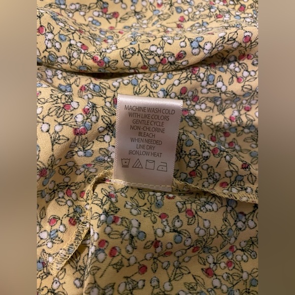 Max Studio chiffon blouse-large NWT - Picture 8 of 8